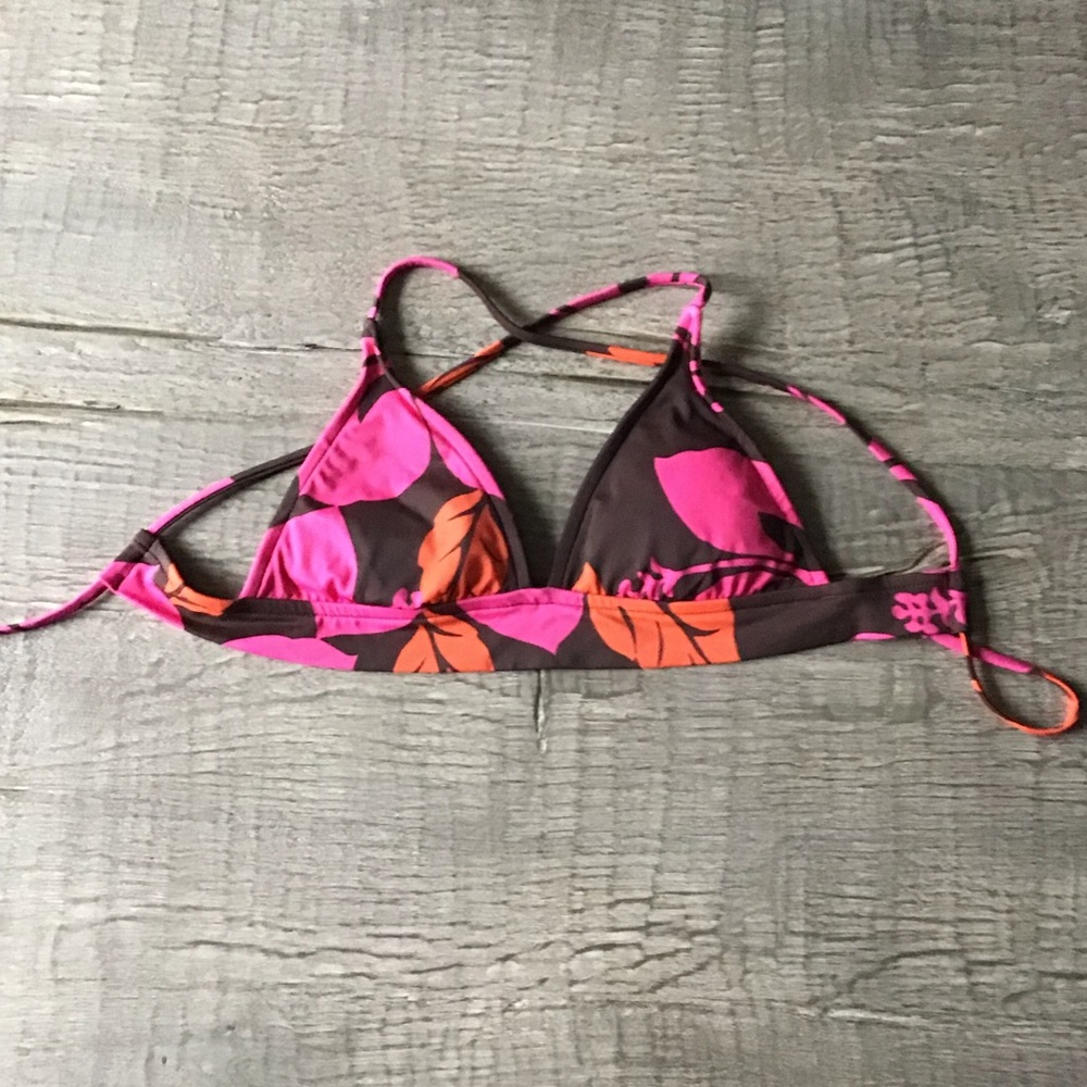 Triangle bikini 👙 top.